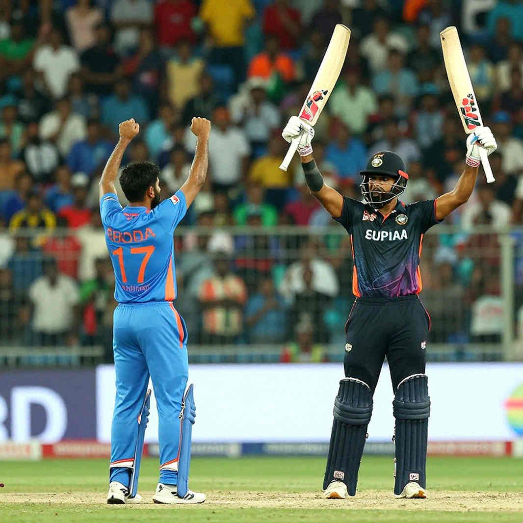 আহমেদাবাদের খাতা: শেষ দশ ওভারেই কেন ভারতের বিশ্বকাপ ফাইনাল হারিয়ে গিয়েছিল